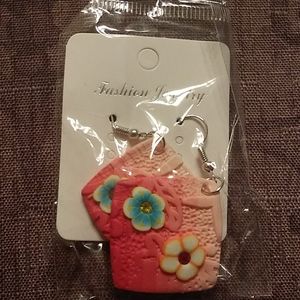 Brand new dangle earrings.